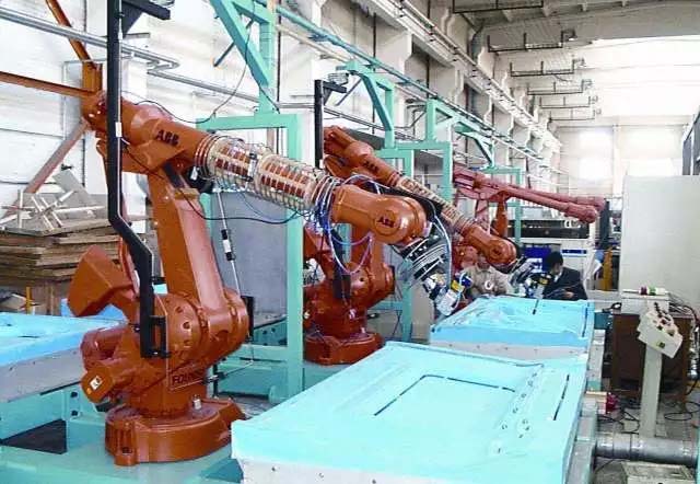 還在“佛系”手工噴涂？“仙系”手把手示教機器人已經(jīng)駕臨！-3